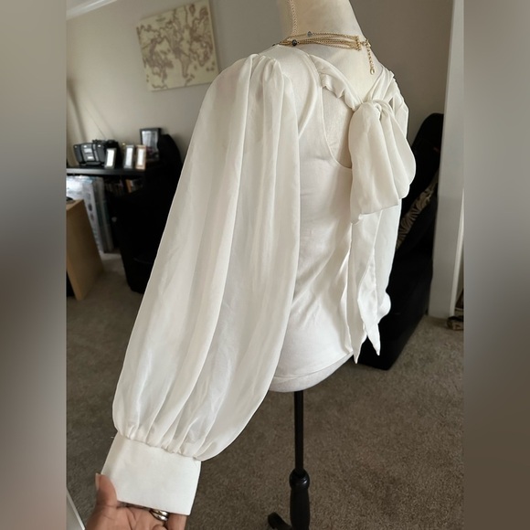 Alythea Ivory White Top Side Zip Off Shoulder Shoulder Tie Peasant Sleeve Size M - Picture 4 of 11